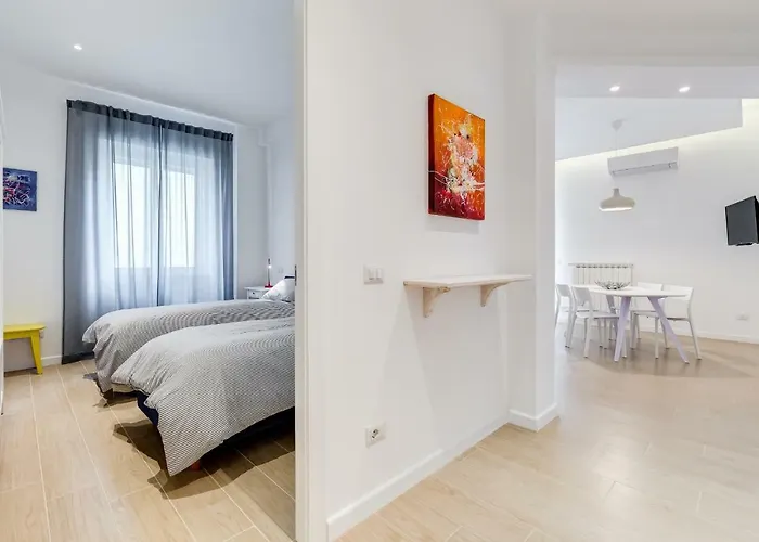 Apartment Lovely 3 Close Trastevere Station *